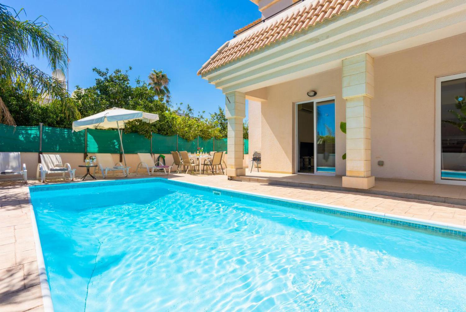 Villa Koula *